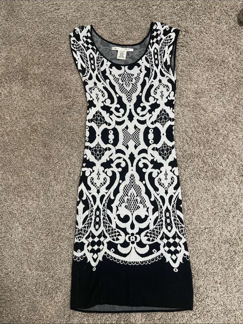 Max Studio Black and White Sleeveless Midi Dress